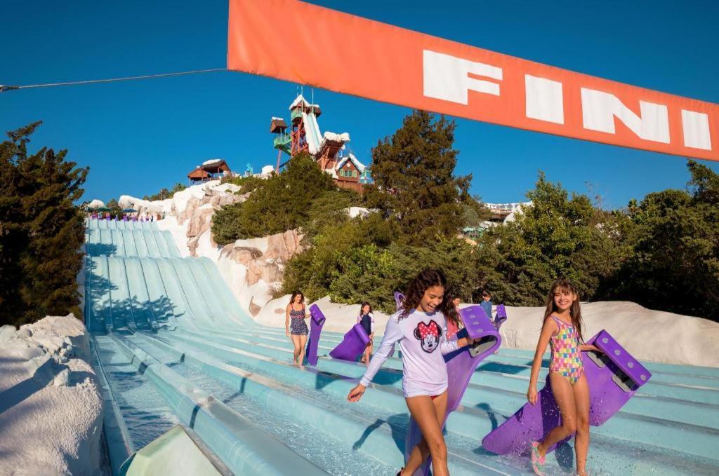 Disney'S All-Star Sports Resort 塞利布雷申 外观 照片